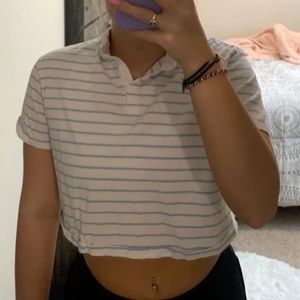 ‼️5 for $25 ‼️ crop top has collar